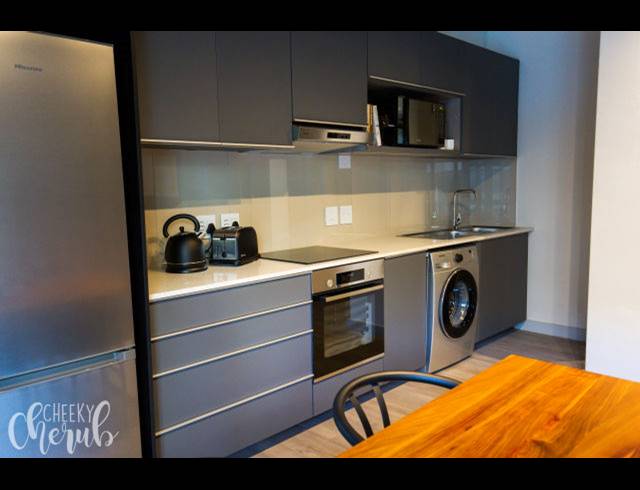 1 BEDROOM APARTMENT FOR SALE IN SANDOWN